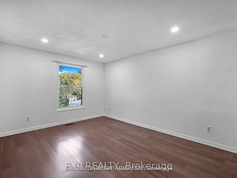63 Wheatfield Cres — Photo 11