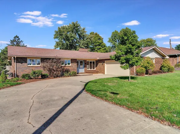 806 E Kratz Rd, Monticello, IL 61856