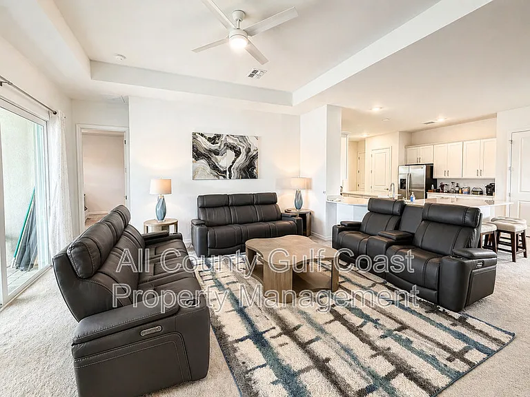 5628 Lightning Whelk Ln — Photo 4