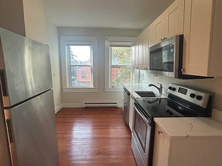 24 Brinley St #L2 — Photo 4
