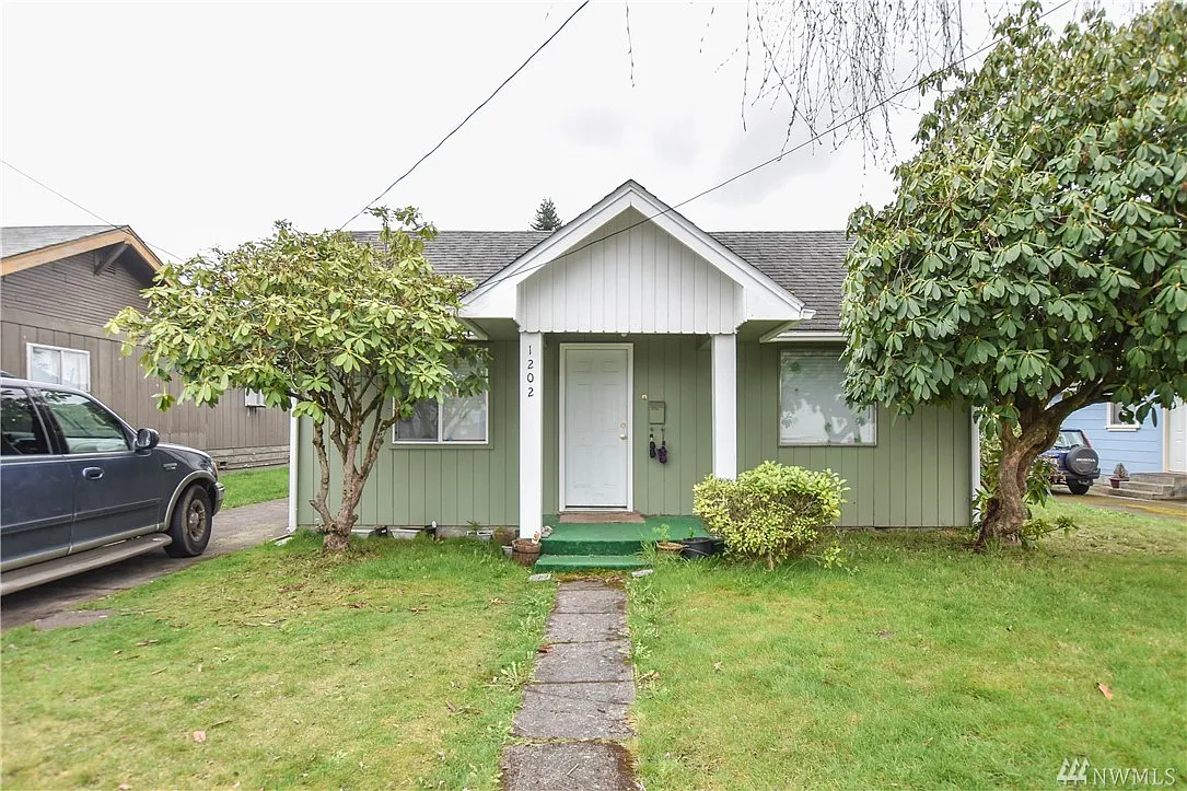 1202 Pacific Ave S photo 1