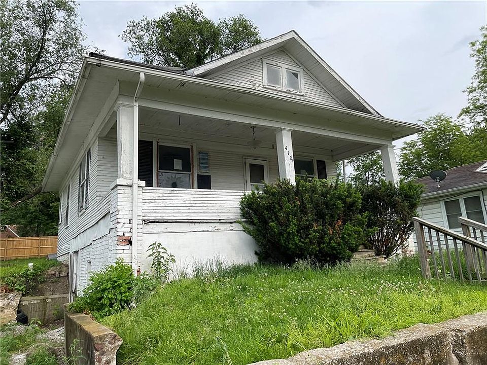 2nd image of 410 N Folger St