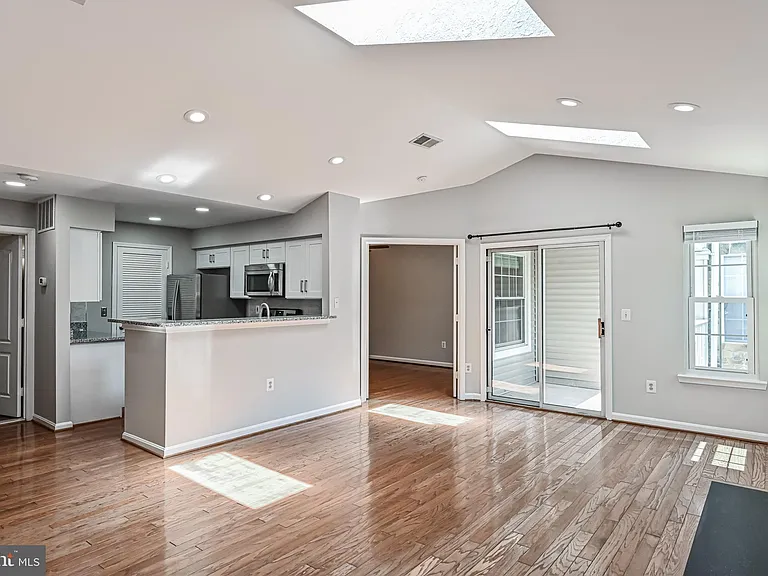 5601 Willoughby Newton Dr #36 — Photo 7