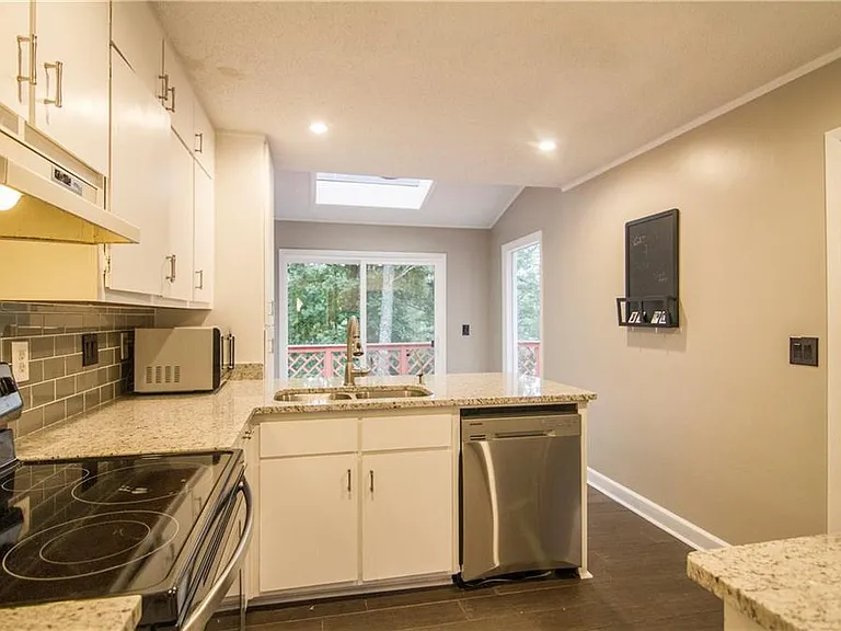 195 Fall Creek Trce — Photo 12