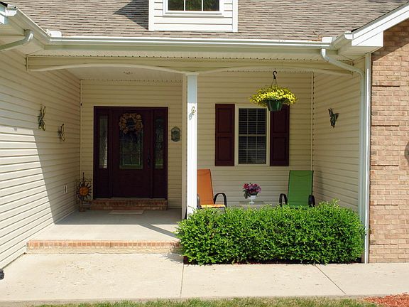 3rd image of 21 Harley Cir