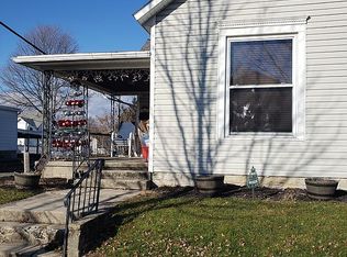 606 W Pearl St, Wapakoneta, OH 45895