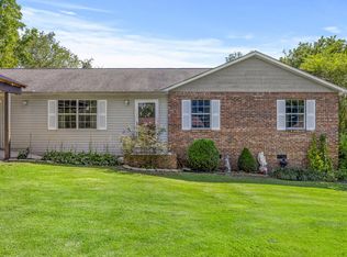 151 Lake Hills Ln, Spring City, TN 37381