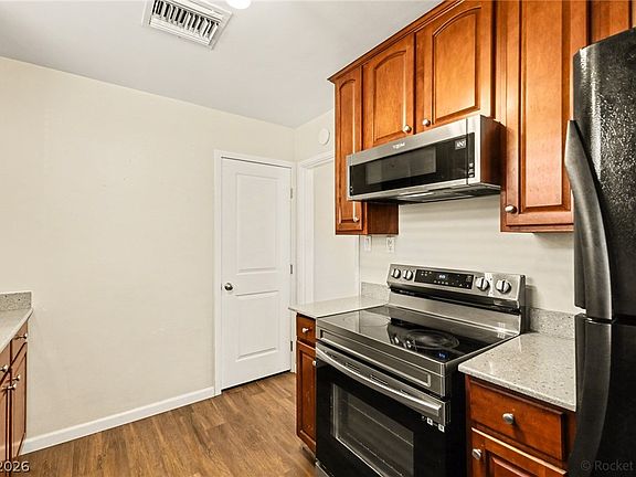 5th image of 531 New Mexico St