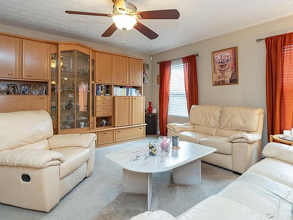 5th image of 200 Endora St