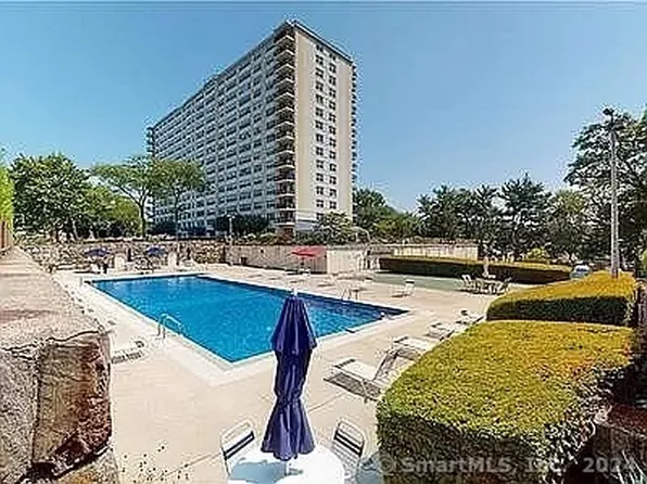 2625 Park Avenue #7T, Bridgeport, CT 06604