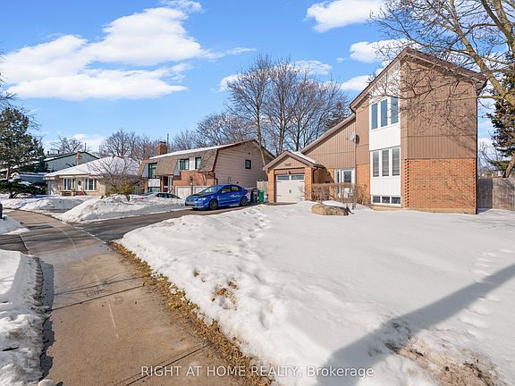 5th image of 7027 Estoril Rd