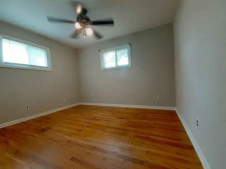 707 S McCrary St — Photo 14