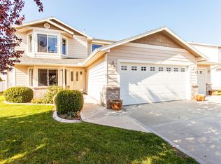 106 Nugget St, Moxee, WA 98936