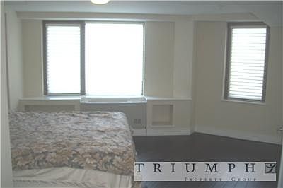 3rd image of 6405 Yellowstone Blvd APT 405