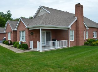 113 Wood Hawk Ln, Butler, PA 16001