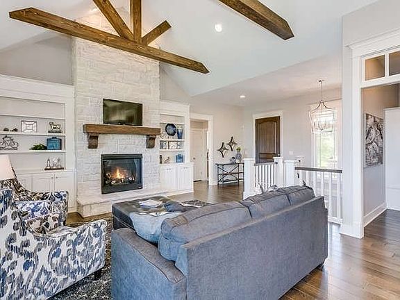 4th image of 13706 W Onewood St