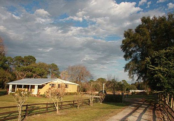 2nd image of 6204 Boyette Road