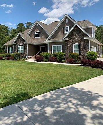 2nd image of 1937 Colonial Park Dr