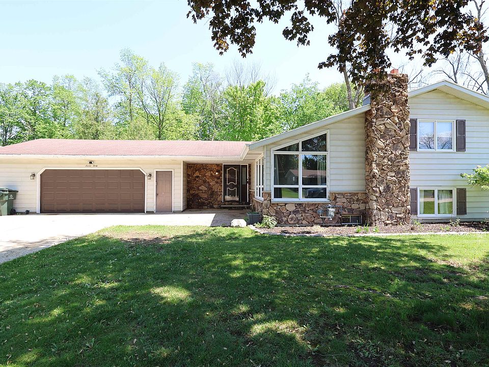 1st image of 740 Woodside Dr