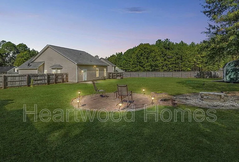 249 Blythe Creek Dr — Photo 43
