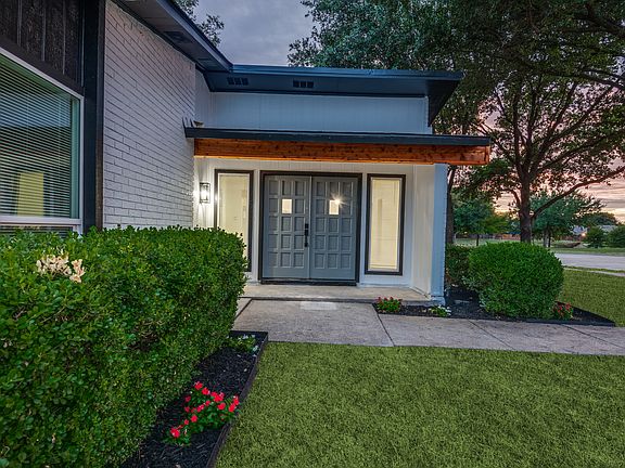 3rd image of 1202 Crestwood Ct