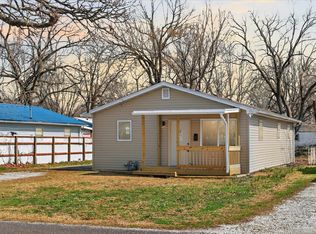 2024 N Columbia Avenue, Springfield, MO 65803