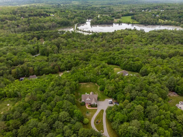 79 Pine Knolls Drive, Killingly, CT 06241