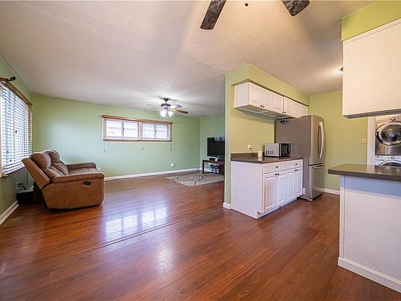 5th image of 1227 E 348th St