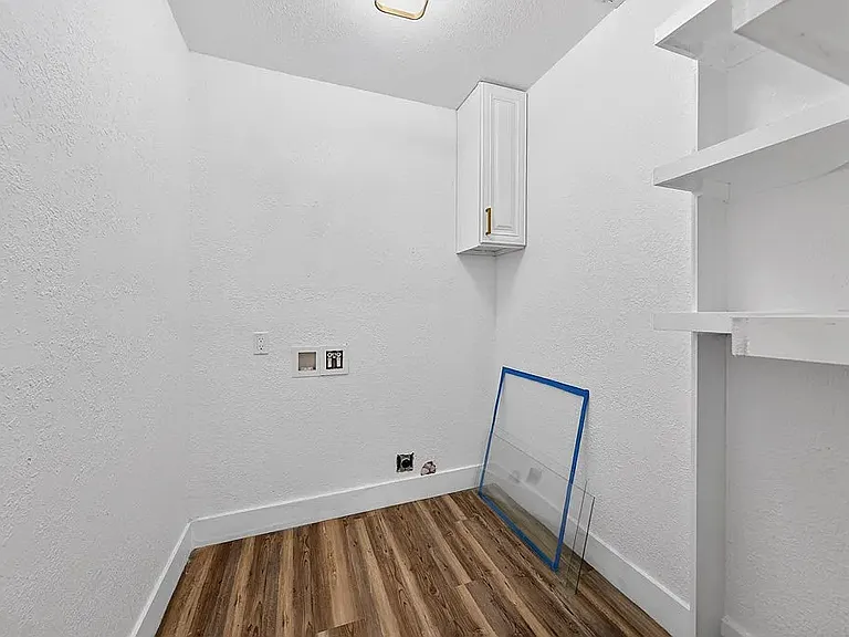 2503 Lynn Dr — Photo 21