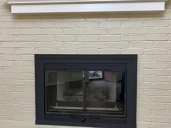 3rd image of 3405 Sequoia Cir