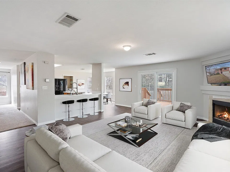 10902 Jamie Glen Way