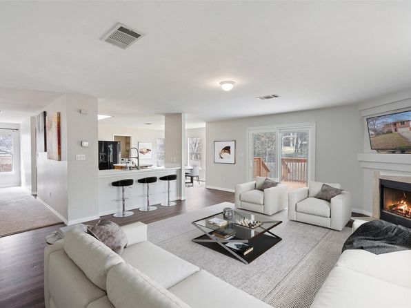 10902 Jamie Glen Way