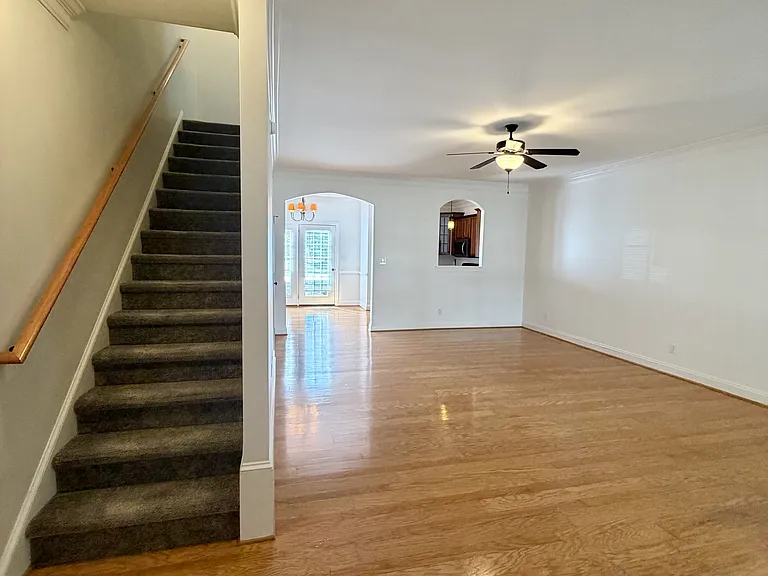 508 Capstone Dr #1 — Photo 2