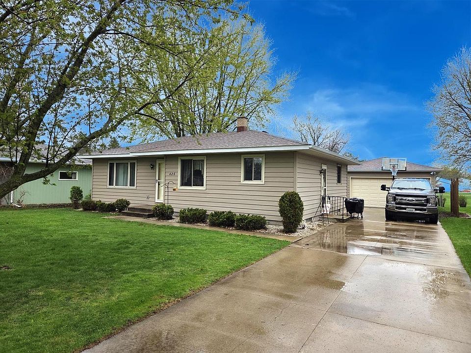 1st image of 426 WILDWOOD COURT