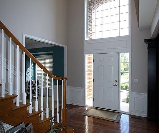3rd image of 8320 Oxford Ln