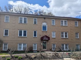 1420 East State Street - 11, Rockford, IL 61104