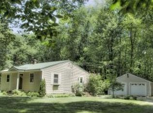 13 Huckins Rd, Madbury, NH 03823