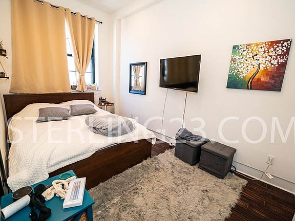 5th image of 25-71 22nd St #F2