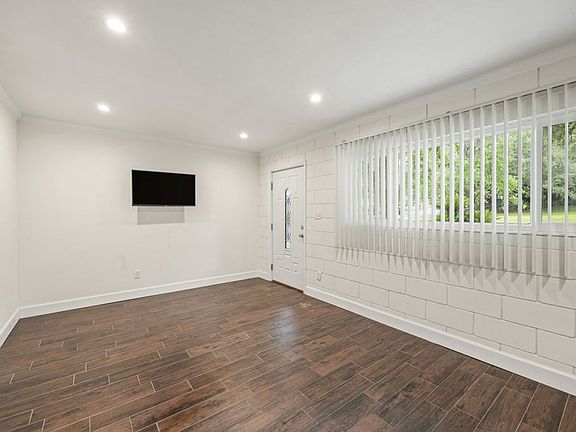 5th image of 560-574 Miccosukee Rd #560