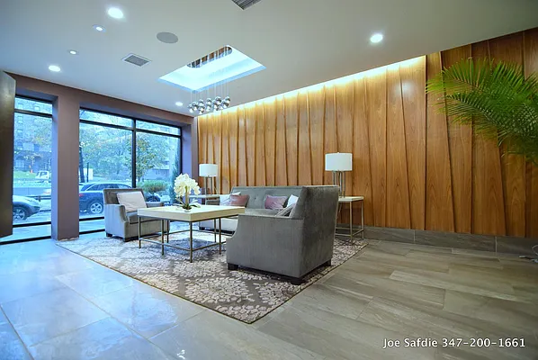 Rented by Safdie Realty Group | media 40