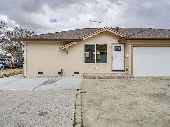 4th image of 932 College Dr