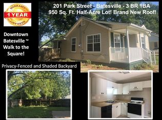 201 Park St, Batesville, MS 38606