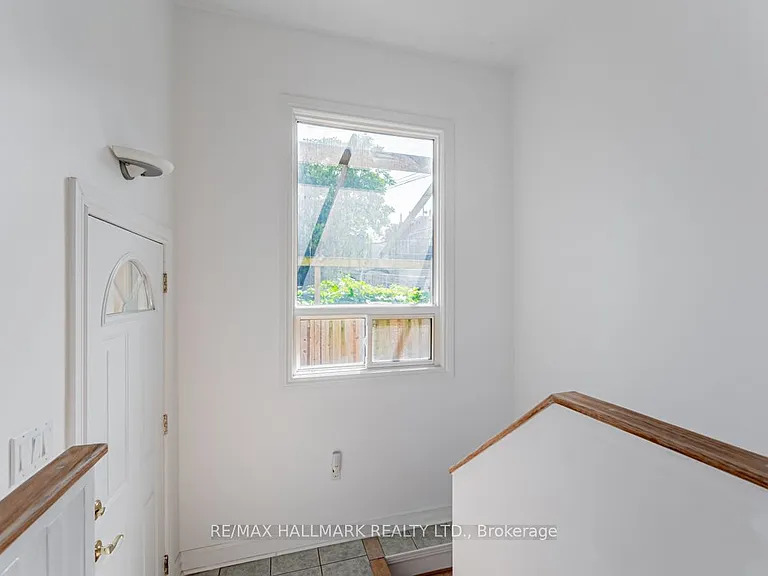 47 Manchester Ave #2 — Photo 9