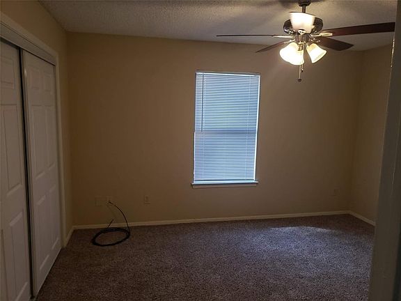 5th image of 936 Southmoor Dr Unit 942