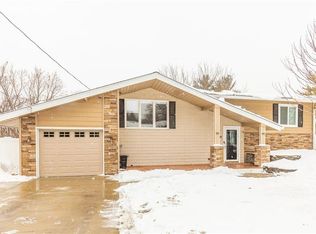 9009 Boston Ave, Urbandale, IA 50322