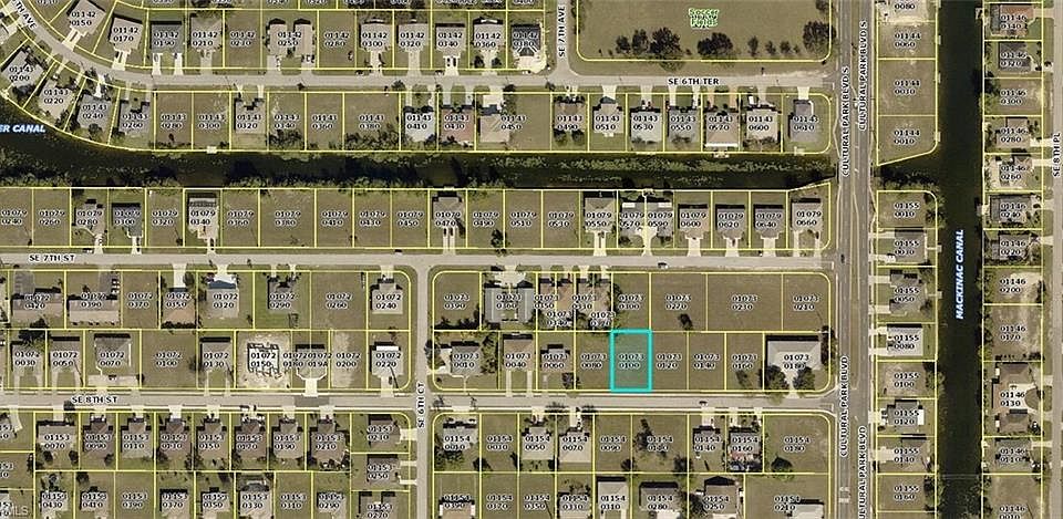 2nd image of 619 SE 8th St