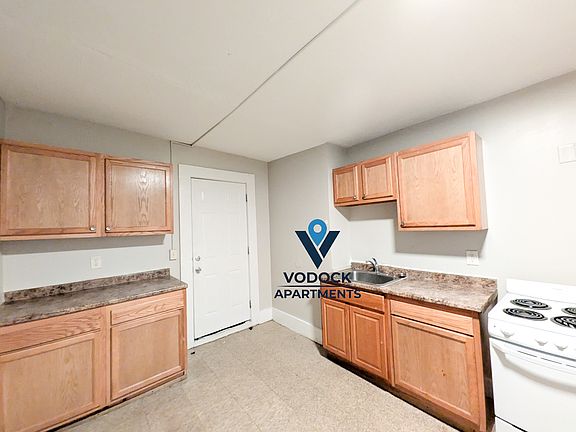 2nd image of 529 Union St #2L