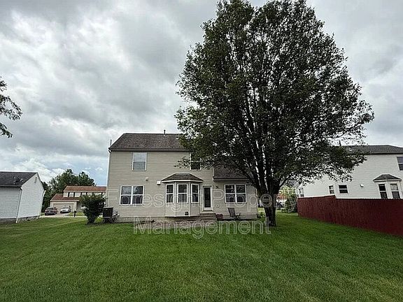 3rd image of 8742 Firstgate Dr