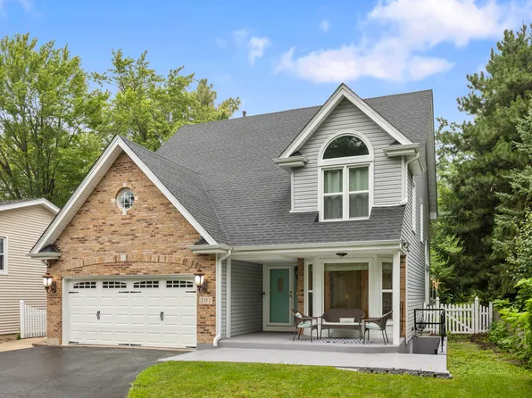 0N301 Cottonwood Dr, Wheaton, IL 60187
