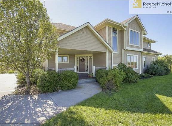 beautiful covered front porch